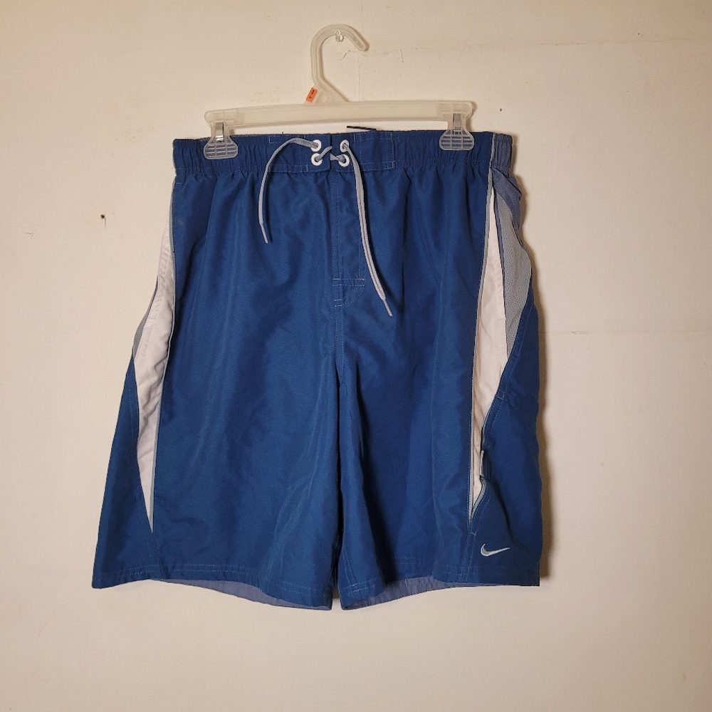 Nike Men's Swim Trunks in Blue and White Size Large